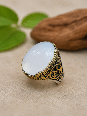 Malak Aura Snow White Yemeni Agate Ring – 925 Sterling Silver